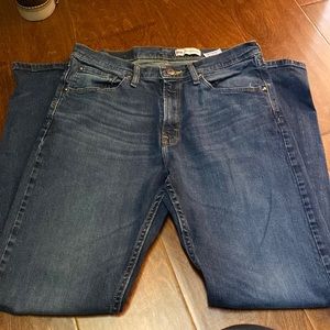 Mens size 32x32 wrangler jeans relaxed boot